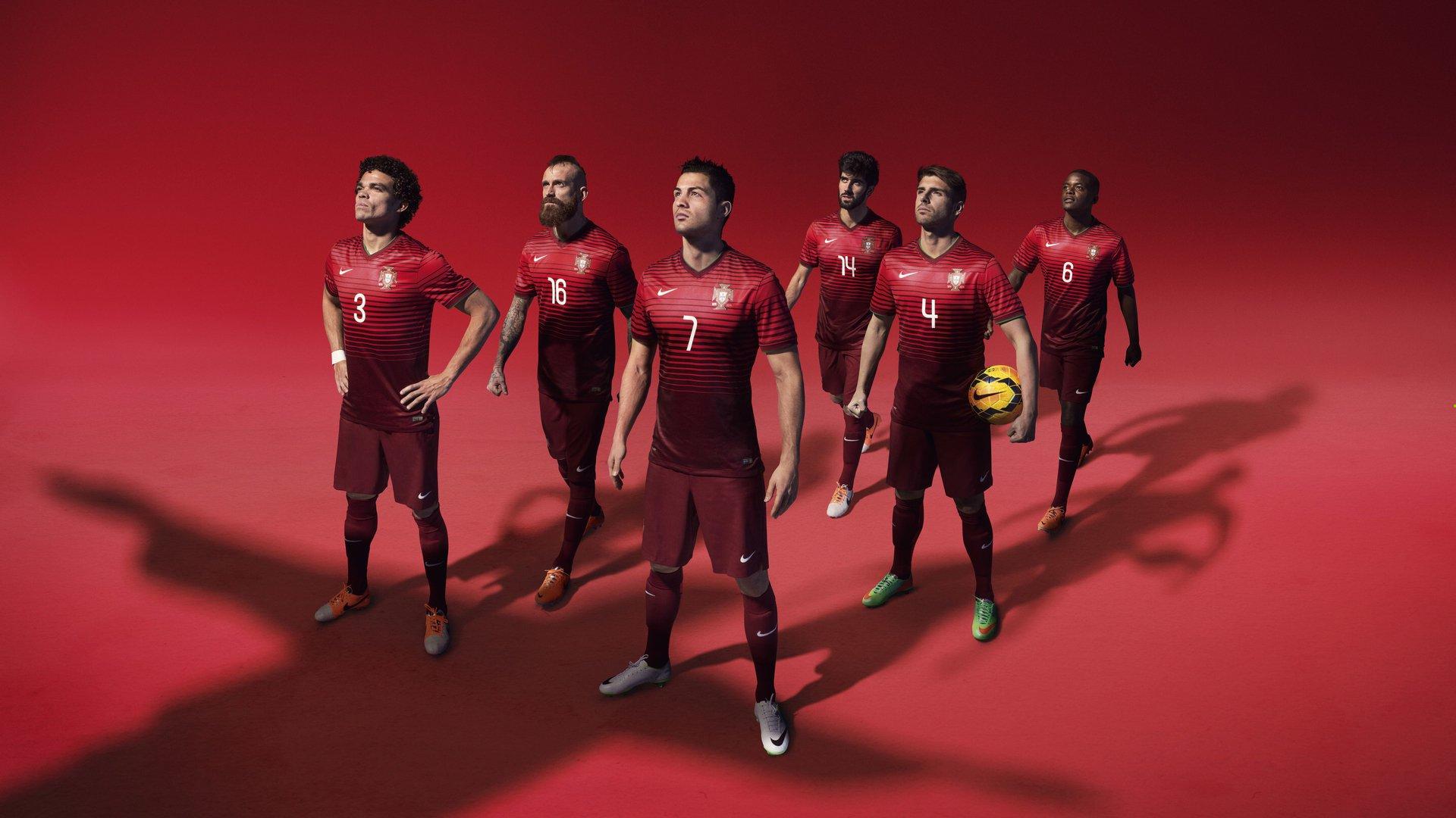 潘展乐勇夺世锦赛金牌 中国游泳新星闪耀国际赛场