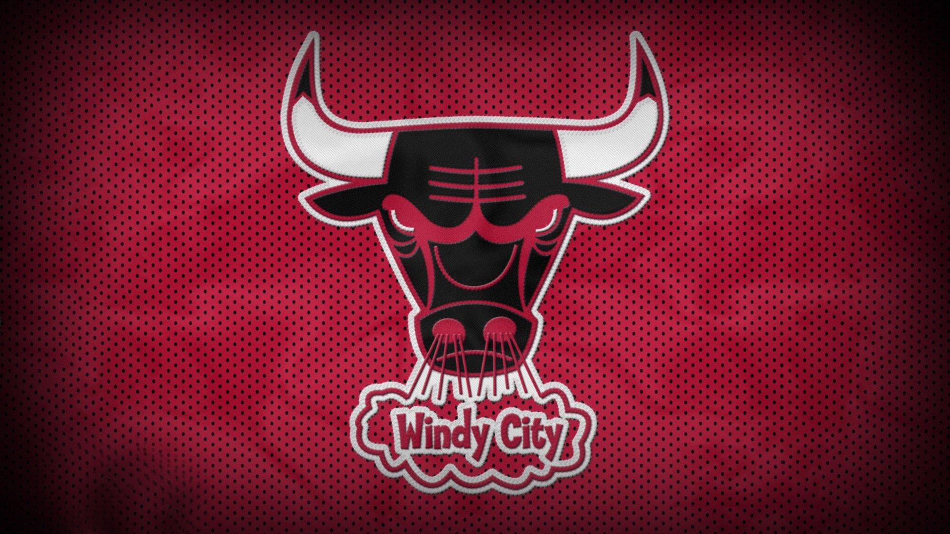 意甲联赛激战正酣，国际米兰领跑积分榜，尤文图斯紧追不舍